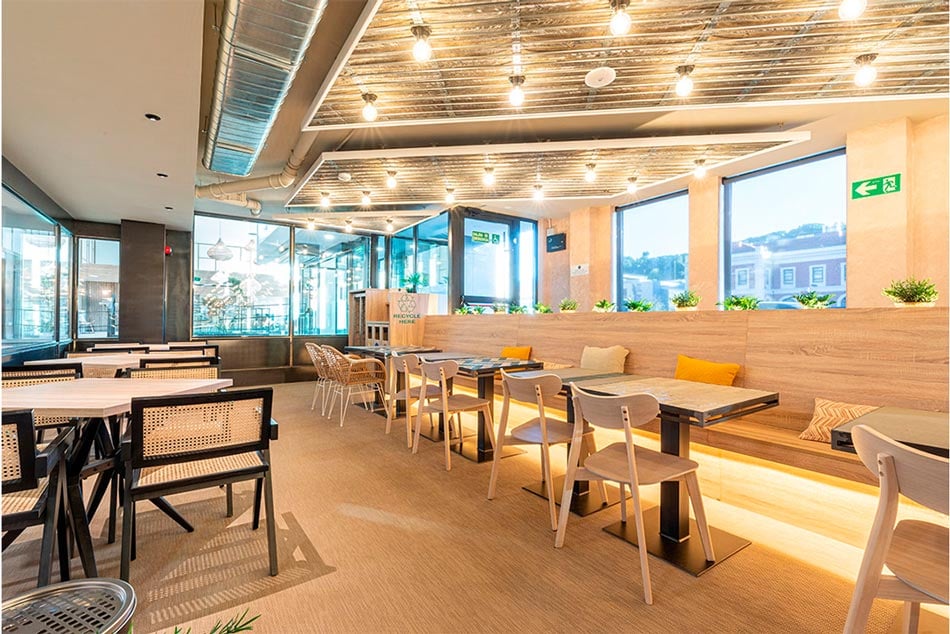 livensa-studios-madrid-principe-pio-zona-catering-1.jpg