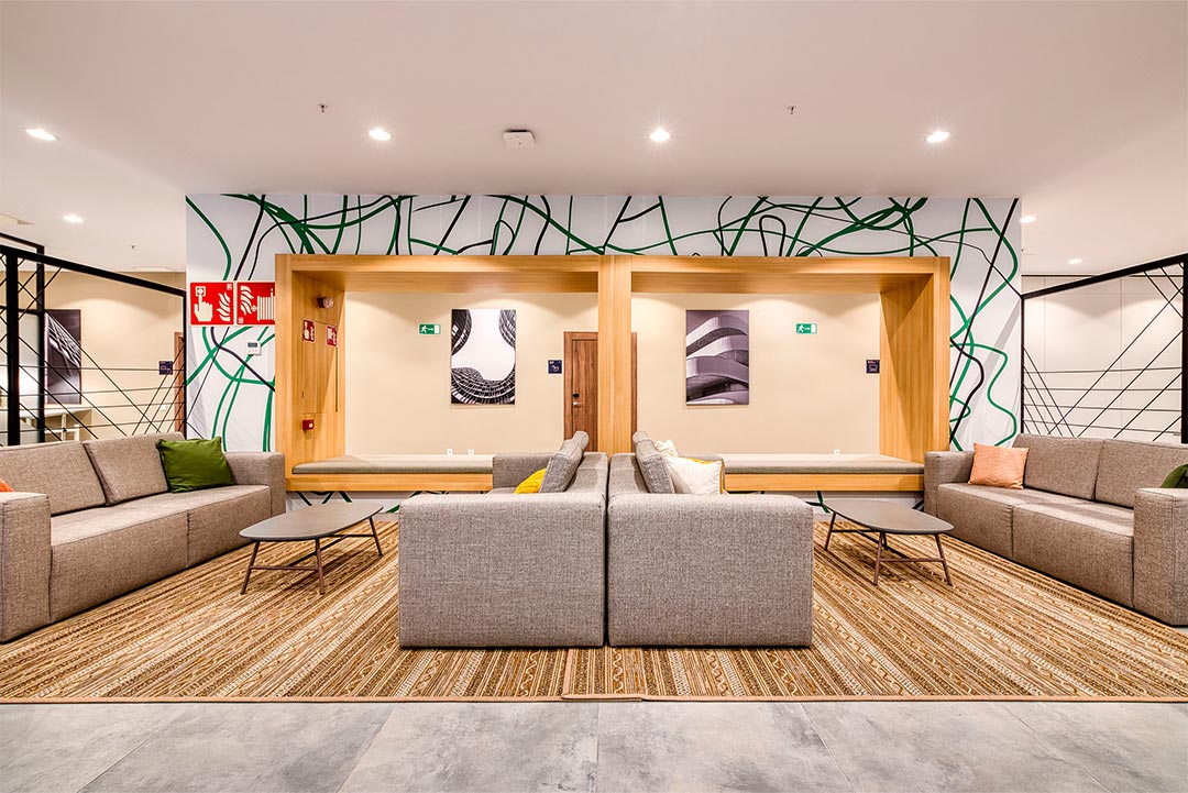 livensa-studios-san-sebastian-sala-comun-3.jpg