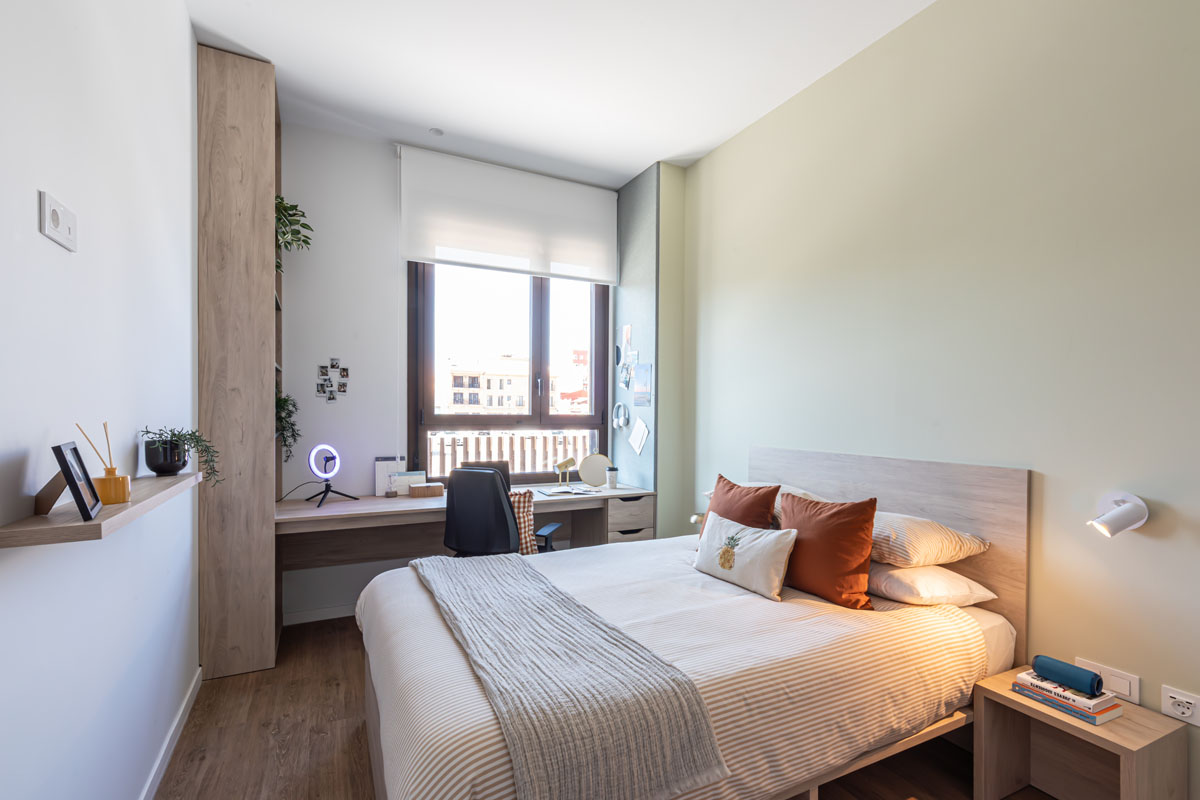 livensa-studios-valencia-malvarrosa-apartment-standard-2-rooms-6.jpg