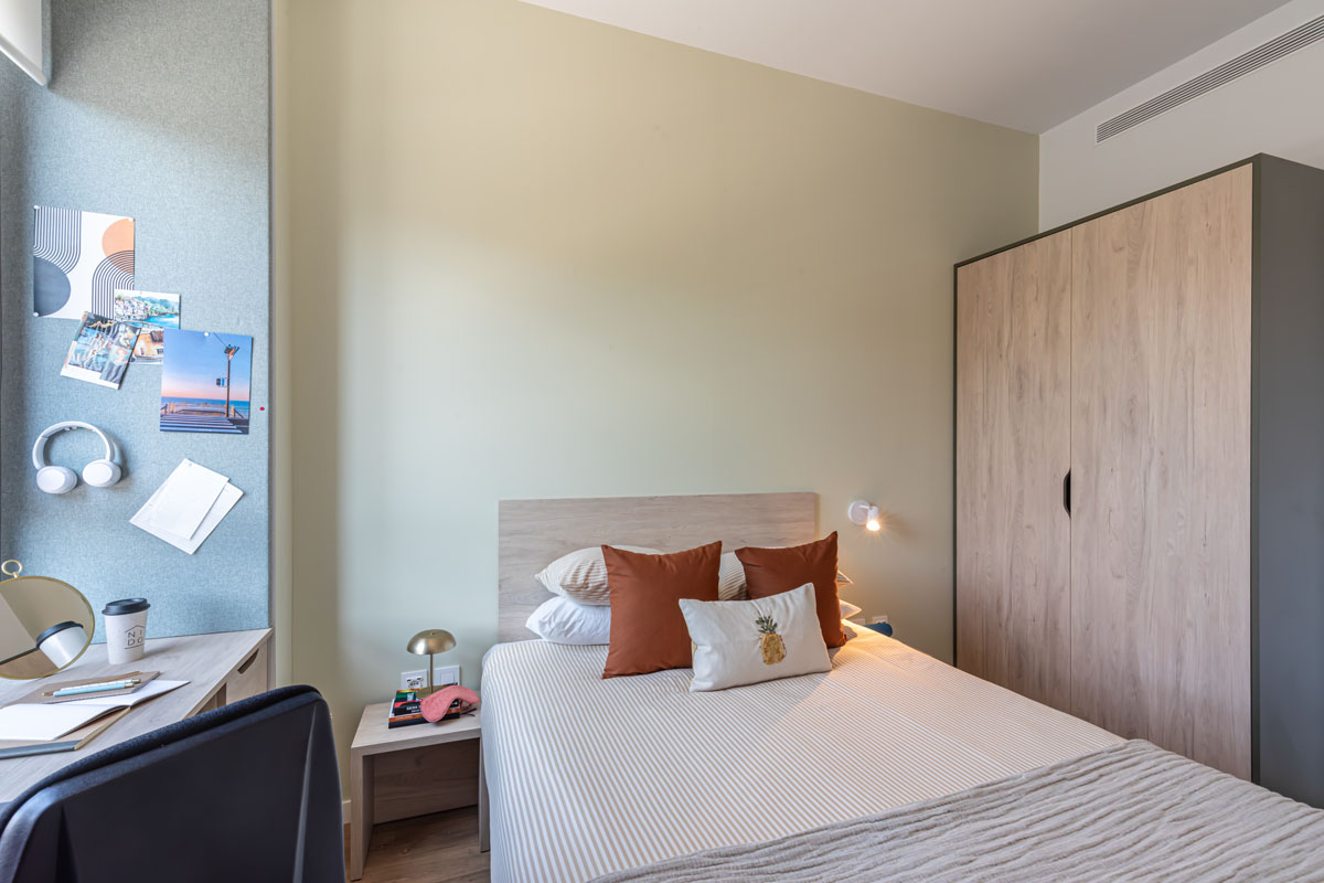 livensa-studios-valencia-malvarrosa-apartment-standard-2-rooms-7.jpg