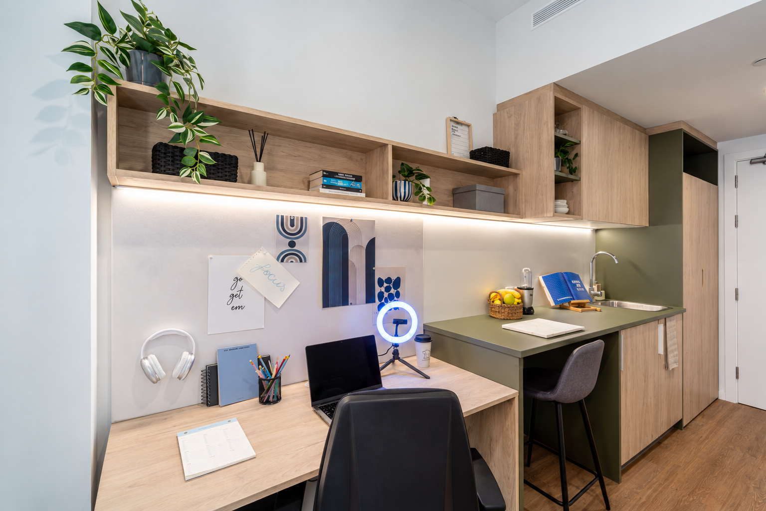 livensa-studios-malvarrosa-standard-plus-kitchenette (1).png