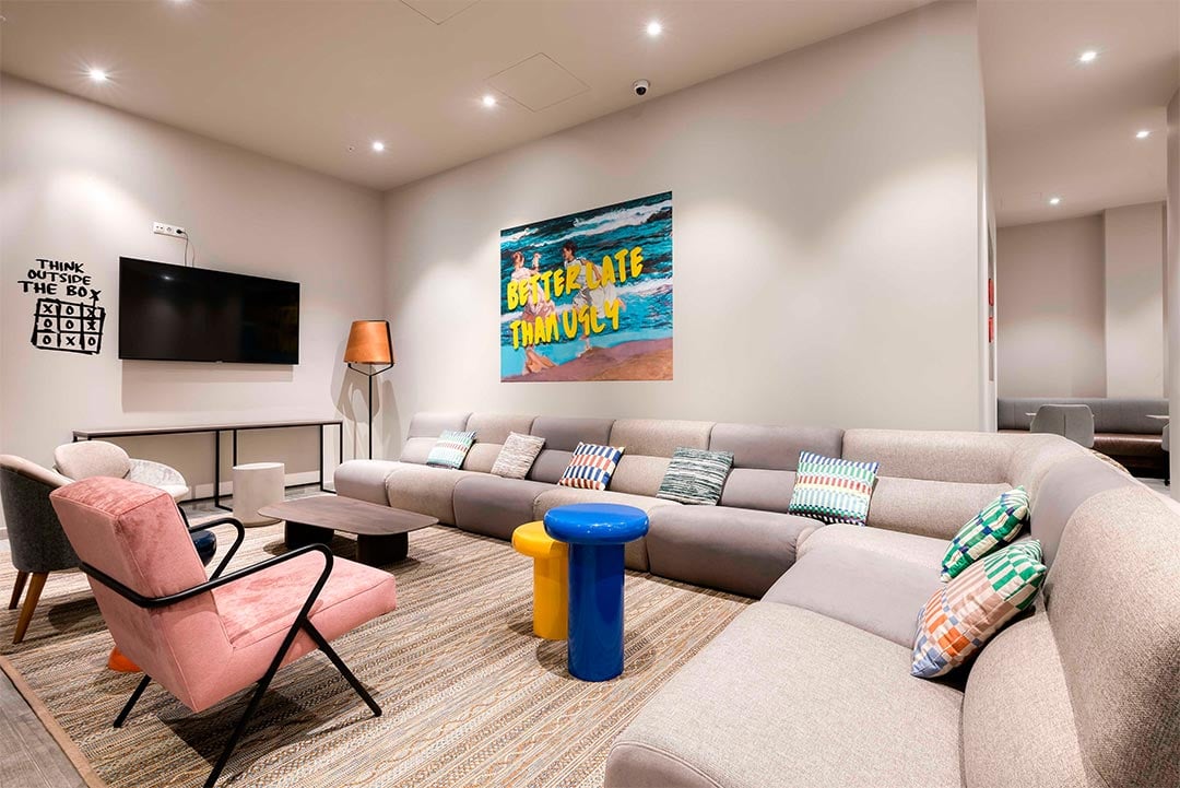 livensa-studios-valencia-marina-estancia-1.jpg