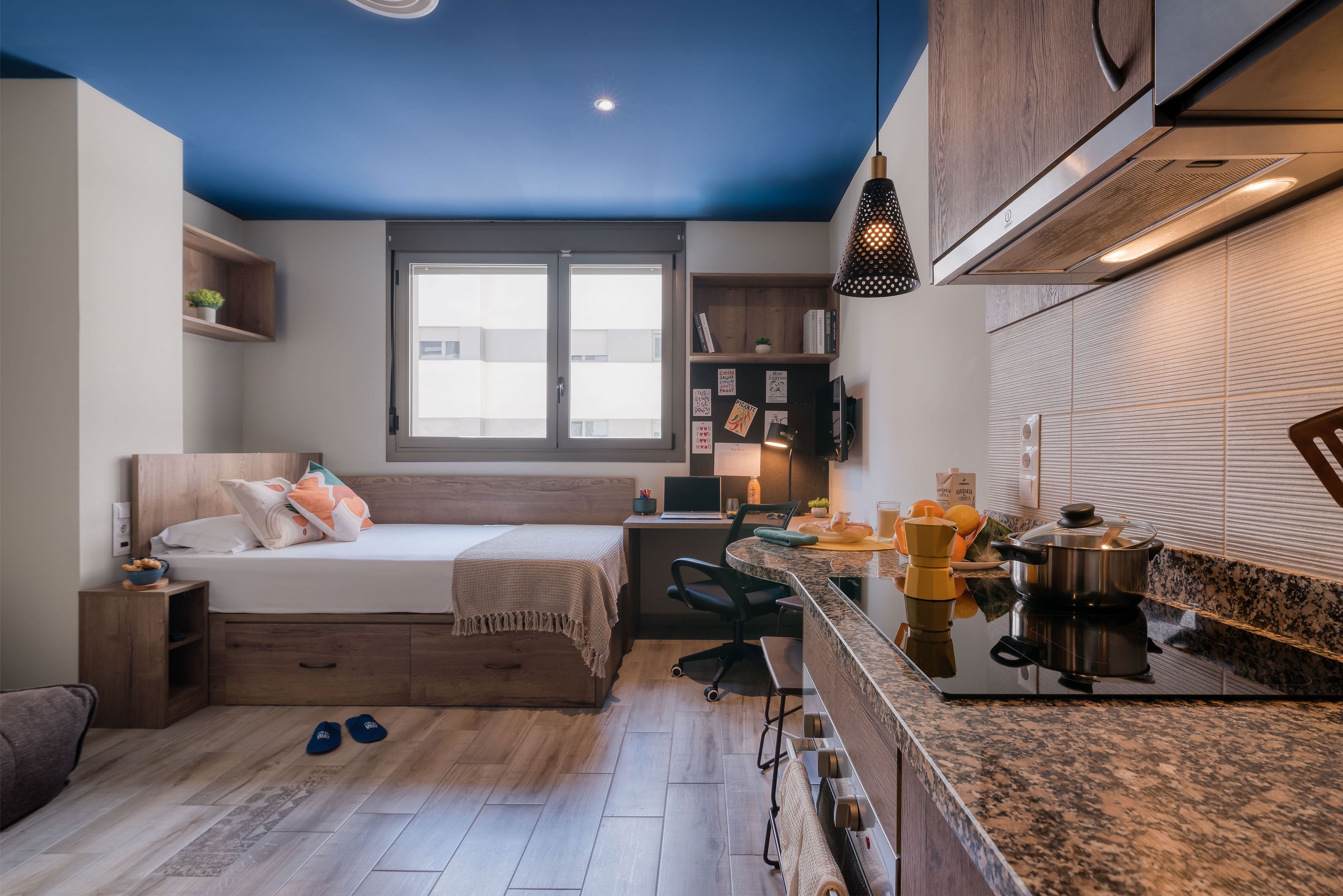 livensa-studios-valencia-marina-estudio-cocina-superior-1.jpg