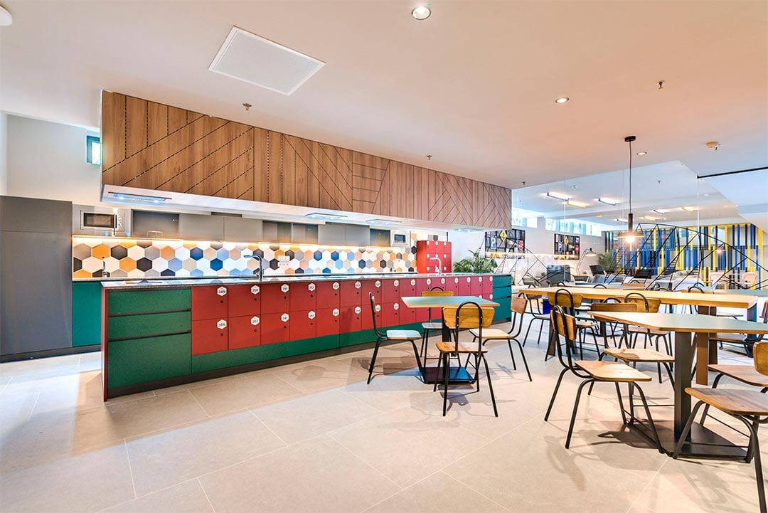 livensa-studios-valencia-viveros-cocina-comun.jpg