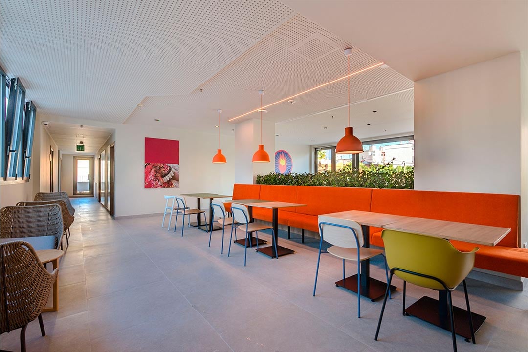 livensa-studios-valencia-viveros-comedor-1.jpg