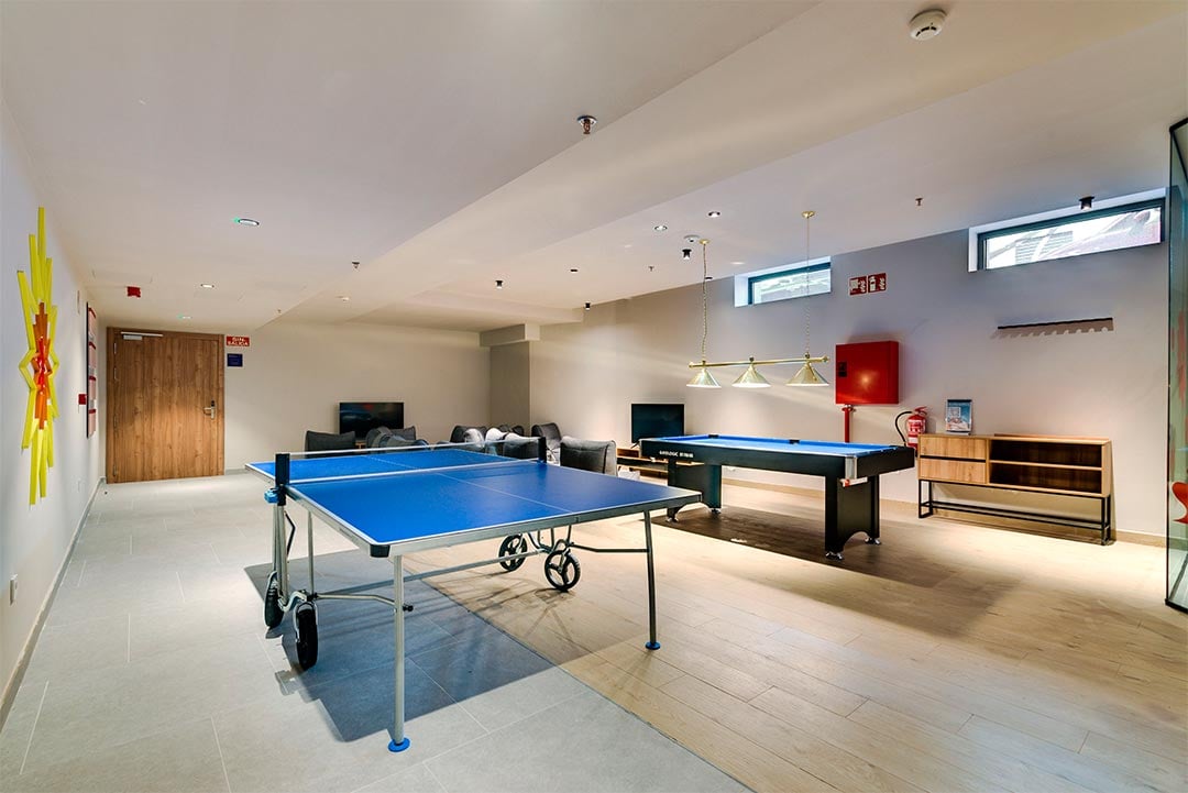 livensa-studios-valencia-viveros-sala-juegos-2.jpg